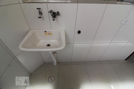 Apartamento para alugar com 70m², 2 quartos e 1 vagaÁrea serviço 