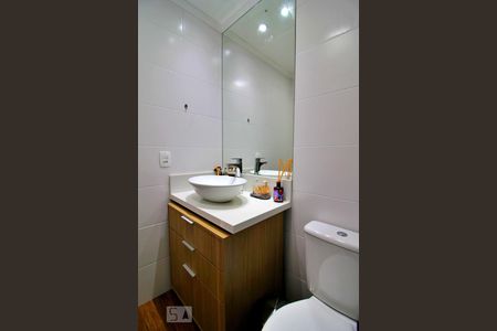 Apartamento à venda com 69m², 2 quartos e 1 vagaBanheiro