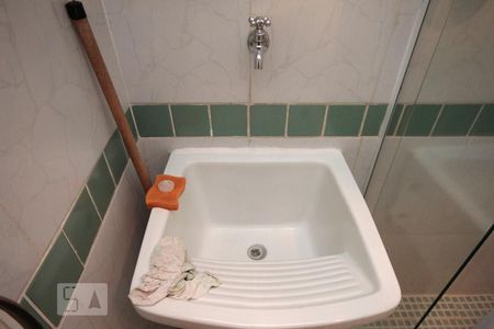 Apartamento à venda com 29m², 1 quarto e sem vagaBanheiro