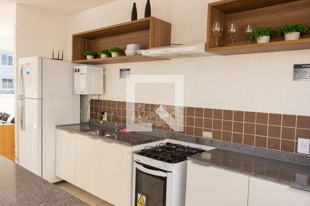 Apartamento para alugar com 80m², 2 quartos e 1 vaga Apartamento para alugar com 80m², 2 quartos e 1 vagaÁrea comum - Salão de festas