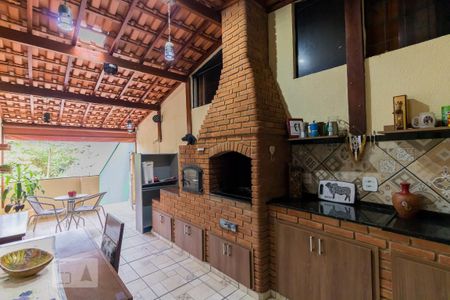 Casa à venda com 400m², 3 quartos e 2 vagasChurrasqueira