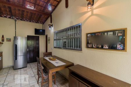 Casa à venda com 400m², 3 quartos e 2 vagasChurrasqueira