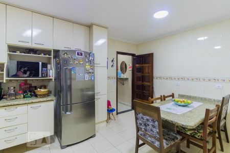 Casa à venda com 400m², 3 quartos e 2 vagasCozinha