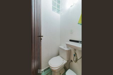 Casa à venda com 400m², 3 quartos e 2 vagasBanheiro de Serviço