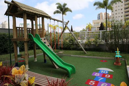 Apartamento à venda com 57m², 2 quartos e 1 vagaÁrea Comum - Playground