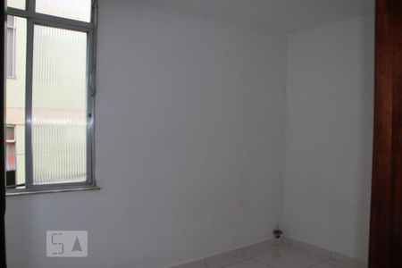 quarto 1 de apartamento para alugar com 2 quartos, 50m² em Freguesia (jacarepaguá), Rio de Janeiro