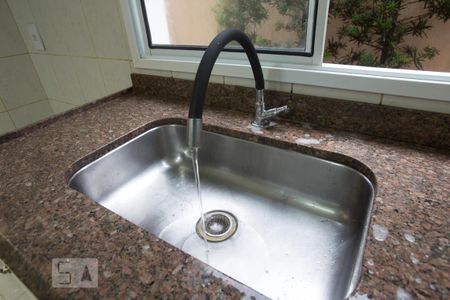 Casa de condomínio para alugar com 160m², 3 quartos e 2 vagasCozinha - pia