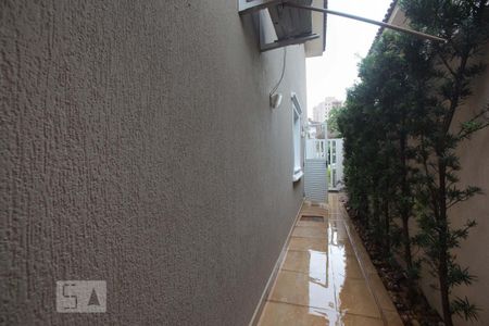 Casa de condomínio para alugar com 160m², 3 quartos e 2 vagasCorredor