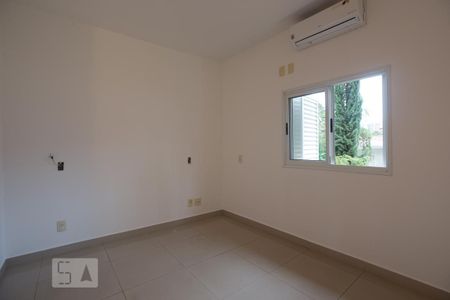 Casa de condomínio para alugar com 160m², 3 quartos e 2 vagasSuíte