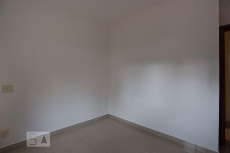 Casa de condomínio para alugar com 160m², 3 quartos e 2 vagasQuarto 2