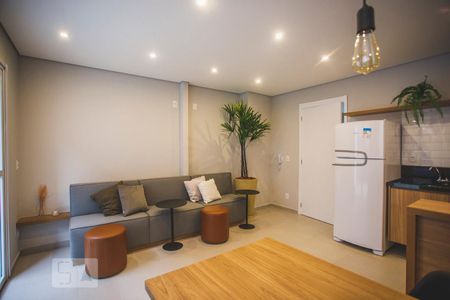 Apartamento à venda com 35m², 2 quartos e sem vagaÁrea comum - Salão de festas