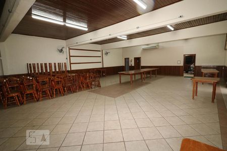 Apartamento para alugar com 74m², 2 quartos e 1 vagaÁrea comum - Salão de festas