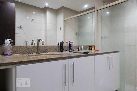 Apartamento à venda com 150m², 4 quartos e 2 vagasBanheiro social
