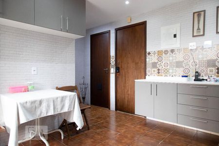 Apartamento à venda com 150m², 4 quartos e 2 vagasCozinha