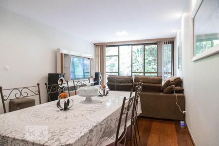 Apartamento à venda com 150m², 4 quartos e 2 vagasSala