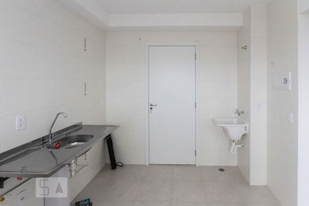 Cozinha de apartamento para alugar com 2 quartos, 33m² em Jardim Planalto, São Paulo