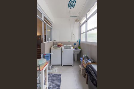 Apartamento à venda com 157m², 4 quartos e 1 vagaÁrea de serviço