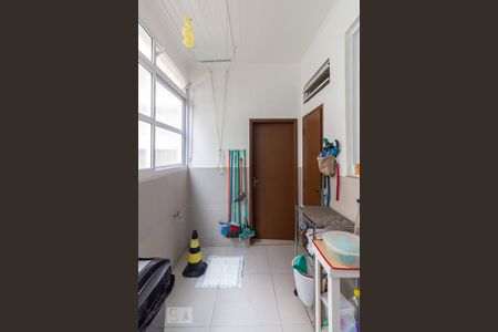 Apartamento à venda com 157m², 4 quartos e 1 vagaÁrea de serviço