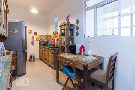 Apartamento à venda com 157m², 4 quartos e 1 vagaCozinha