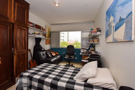 Quarto 1 de apartamento para alugar com 2 quartos, 113m² em Vila Alzira, Guarujá