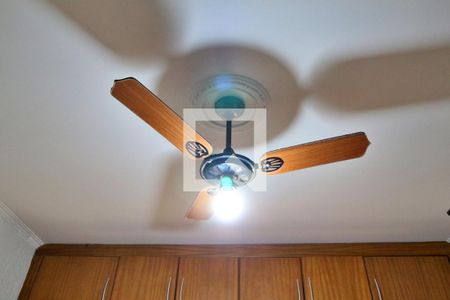 Casa à venda com 180m², 3 quartos e 6 vagasQuarto 1 (suíte) - Ventilador