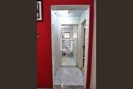 Casa à venda com 180m², 3 quartos e 6 vagasCorredor