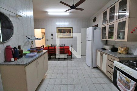 Casa à venda com 180m², 3 quartos e 6 vagasCozinha