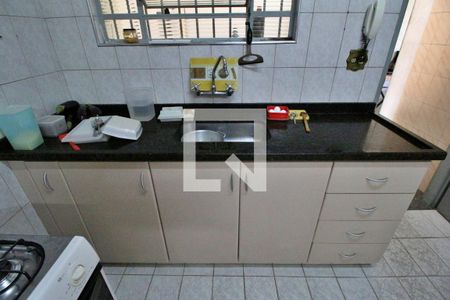 Casa à venda com 180m², 3 quartos e 6 vagasCozinha - Pia e armário