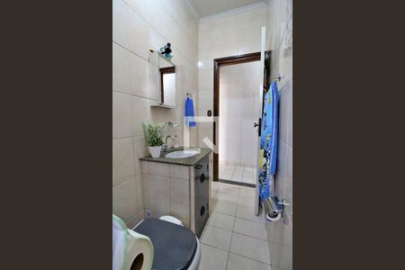 Casa à venda com 180m², 3 quartos e 6 vagasBanheiro Social