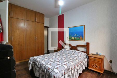 Quarto 1 (suíte) de casa à venda com 3 quartos, 180m² em Jardim do Lago, Campinas