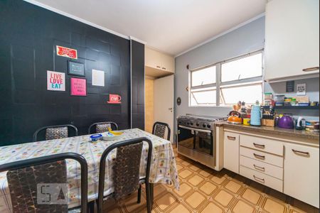 Apartamento à venda com 147m², 3 quartos e 3 vagasCozinha