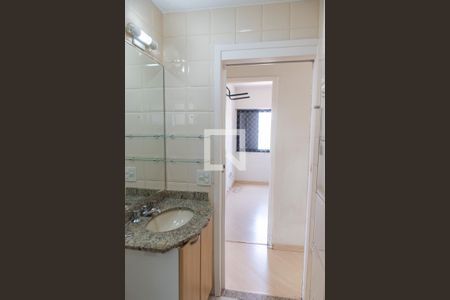 Apartamento à venda com 79m², 3 quartos e 2 vagasBanheiro