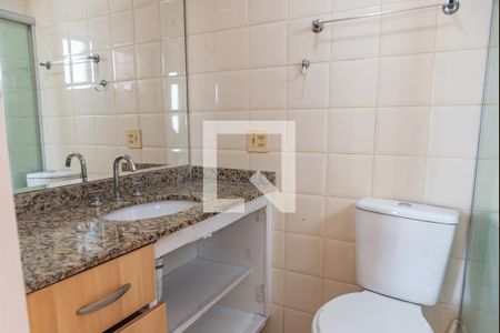 Apartamento à venda com 79m², 3 quartos e 2 vagasBanheiro da suíte