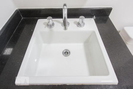 Studio para alugar com 30m², 1 quarto e 1 vagaDetalhe Banheiro