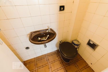 Apartamento para alugar com 140m², 3 quartos e 1 vaga Apartamento para alugar com 140m², 3 quartos e 1 vagaBanheiro de Serviço