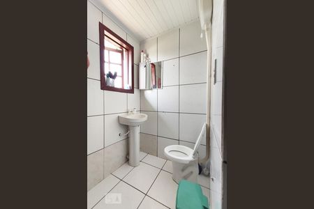 Casa à venda com 120m², 4 quartos e 2 vagas Casa à venda com 120m², 4 quartos e 2 vagasBanheiro 2