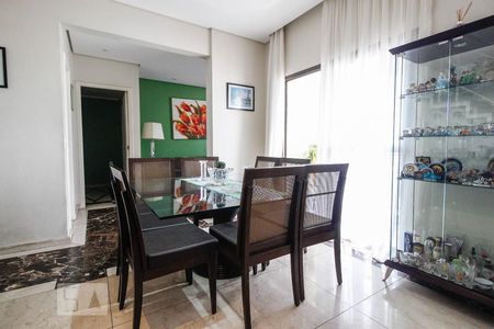 Sala de jantar de apartamento à venda com 4 quartos, 250m² em Santa Teresinha, São Paulo