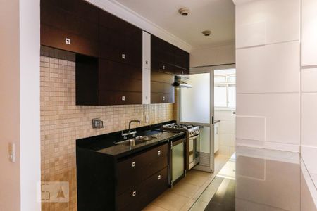 Apartamento à venda com 68m², 2 quartos e 2 vagas Apartamento à venda com 68m², 2 quartos e 2 vagasCozinha