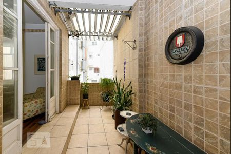 Apartamento à venda com 158m², 3 quartos e sem vagavaranda