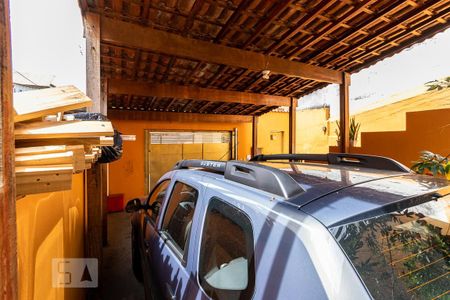 Casa à venda com 300m², 3 quartos e 4 vagas Casa à venda com 300m², 3 quartos e 4 vagasGaragem