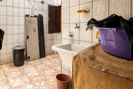 Casa à venda com 300m², 3 quartos e 4 vagas Casa à venda com 300m², 3 quartos e 4 vagasÁrea de serviço