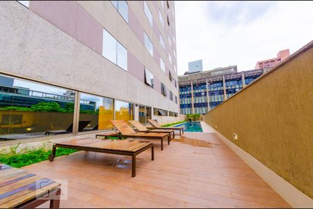 Apartamento para alugar com 22m², 1 quarto e sem vaga Apartamento para alugar com 22m², 1 quarto e sem vagaÁrea comum - Piscina
