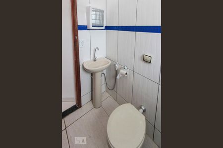 Casa para alugar com 80m², 3 quartos e 1 vagaBanheiro