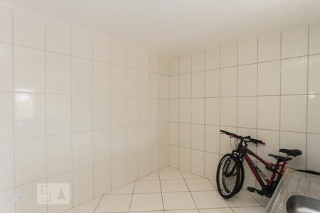 Cozinha de casa para alugar com 3 quartos, 80m² em Jardim Adutora, São Paulo
