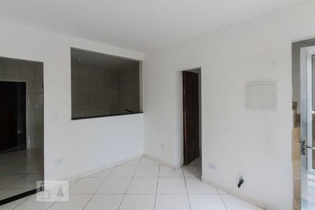 Sala de casa para alugar com 3 quartos, 80m² em Jardim Adutora, São Paulo