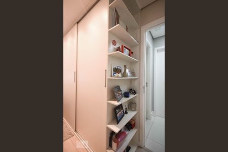 Apartamento para alugar com 66m², 3 quartos e 2 vagasArmário da suíte 