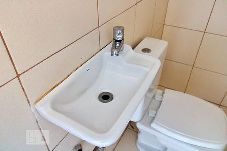 Apartamento para alugar com 85m², 2 quartos e 2 vagasBanheiro de Serviço