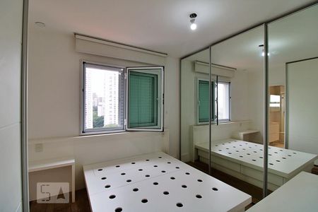 Suíte  de apartamento para alugar com 2 quartos, 85m² em Real Parque, São Paulo