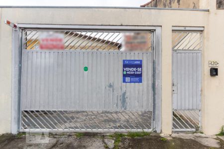 Casa de condomínio à venda com 60m², 2 quartos e 1 vaga Casa de condomínio à venda com 60m², 2 quartos e 1 vagaFachada