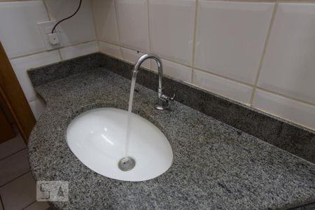 Apartamento para alugar com 40m², 1 quarto e 1 vagaBanheiro da suíte - pia